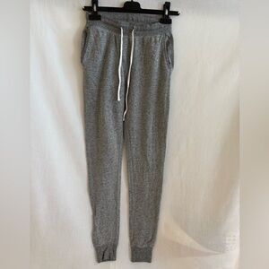 Roots pants